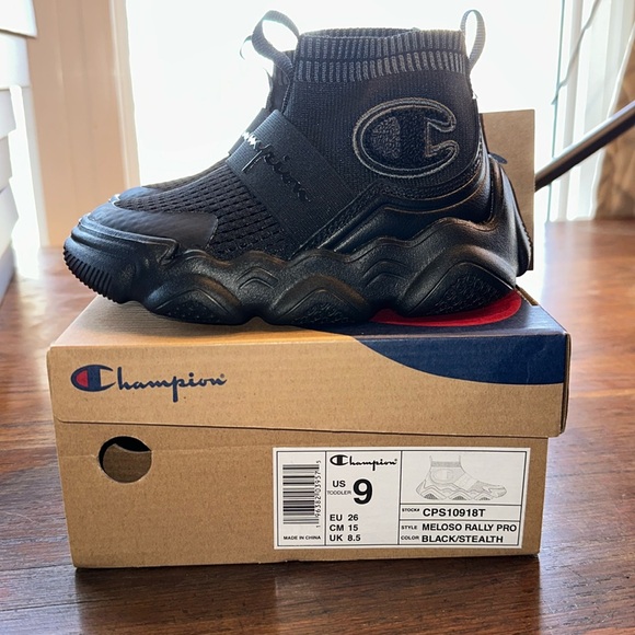 Champion Other - Champion meloso rally pro black stealth toddler 9